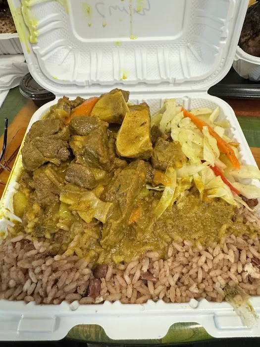 Cravin Jamaican Cuisine Ossining Picture 3