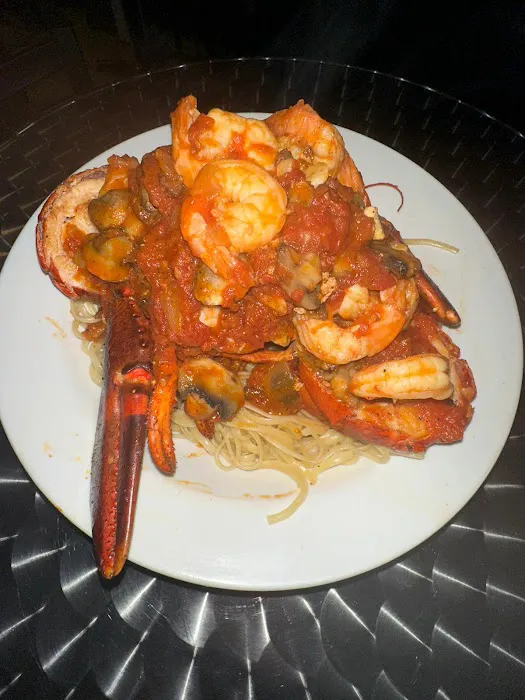 Luna restaurant & lounge Picture 8