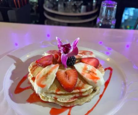 Luna restaurant & lounge