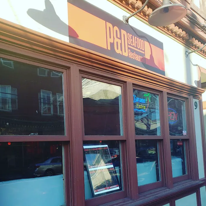 P&D Seafood Restaurant Picture 5
