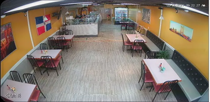 Liona's Restaurant Picture 4