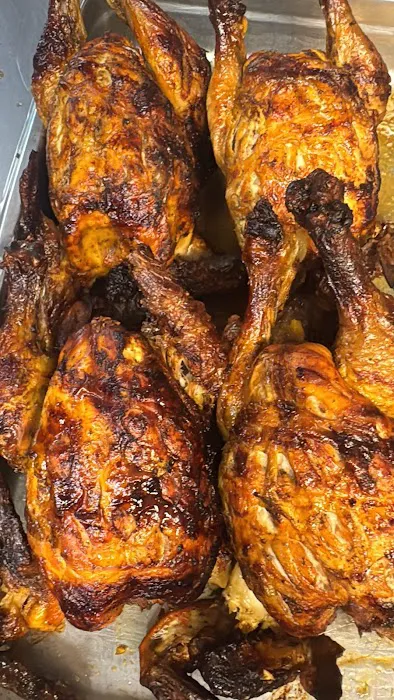 Liona's Restaurant Picture 9