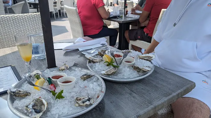 Hudson Water Club Picture 3