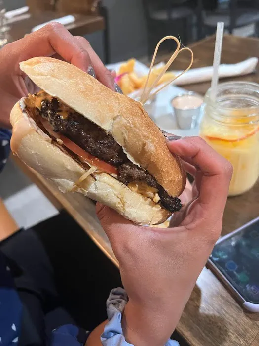 Richie's Kitchen Picture 6