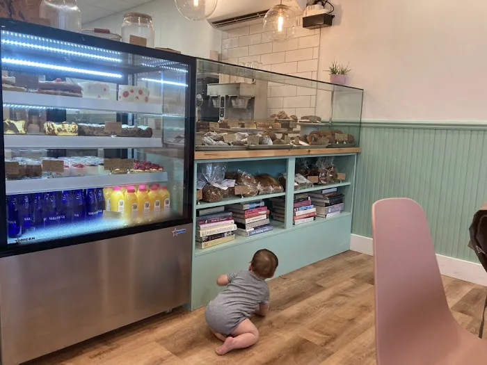 Little Star Pastry Picture 8