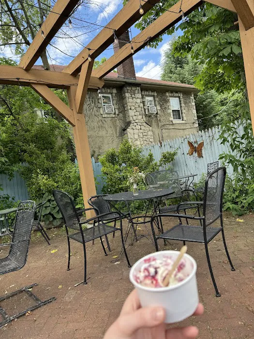 The Blue Pig Picture 1