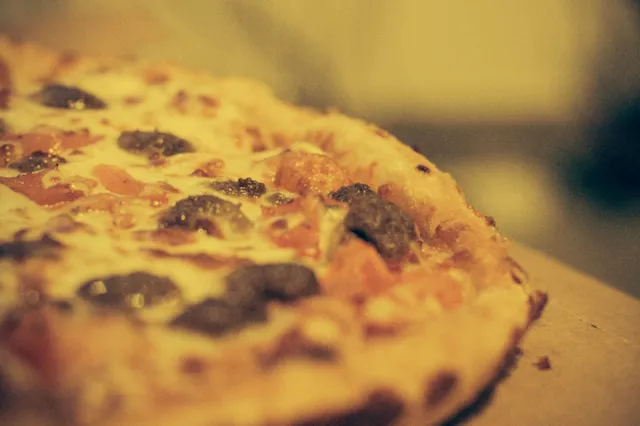 Calabria Pizza Picture 2