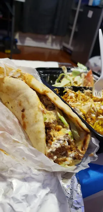 Yalla Mr. Halal Picture 5