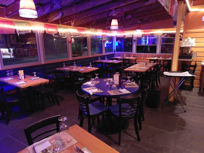 MARACAS MEXICAN BAR & GRILL Picture 3