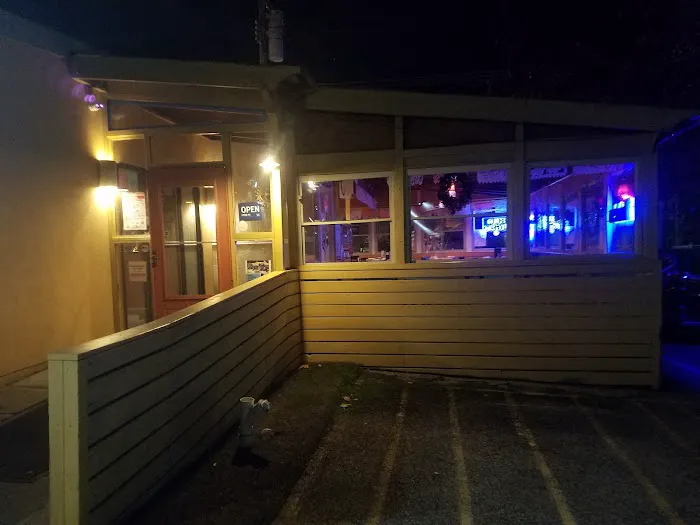 MARACAS MEXICAN BAR & GRILL Picture 7