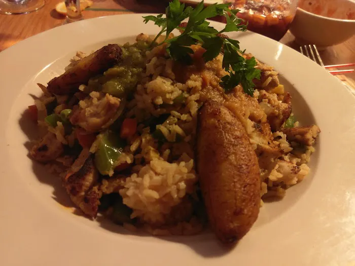 MARACAS MEXICAN BAR & GRILL Picture 4