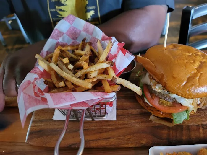 105 Twenty Bar & Grill Picture 10