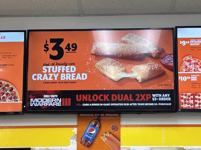 Little Caesars Pizza Picture 7