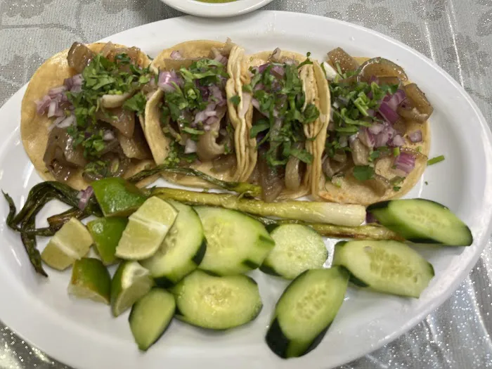 El Poblano taqueria Picture 8