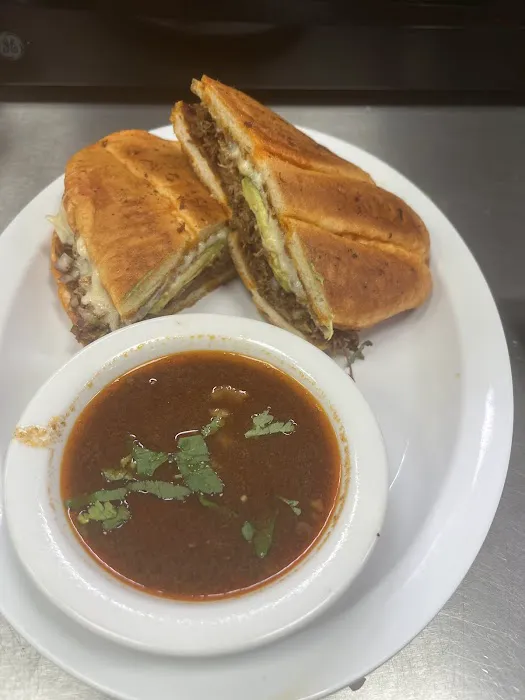 El Poblano taqueria Picture 4