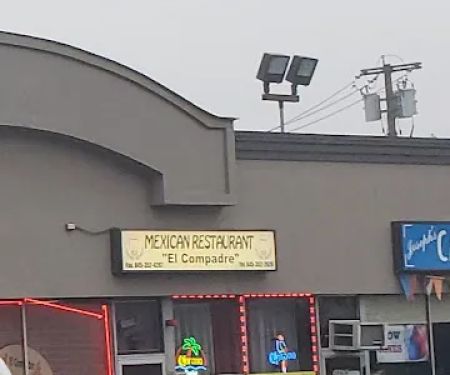 El Compadres Grocery Store