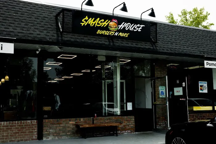 Smash House Burgers Monsey Picture 9