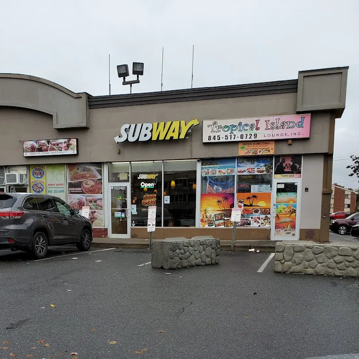 Fancy Buffet Haitian Restaurant Picture 10