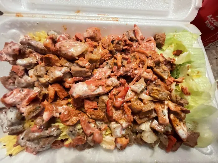 Chaska Point (Mecca Halal Food Cart) Picture 10