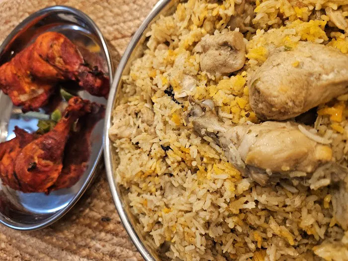 Zakir's Bakery Sweets & Restaurant Picture 6