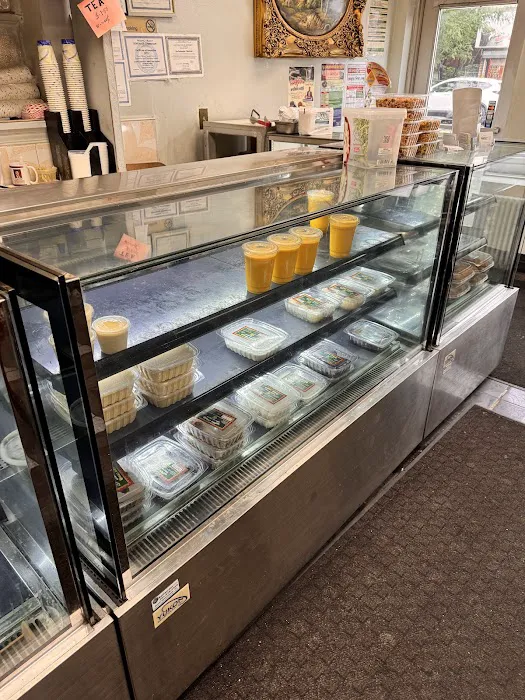 Zakir's Bakery Sweets & Restaurant Picture 5