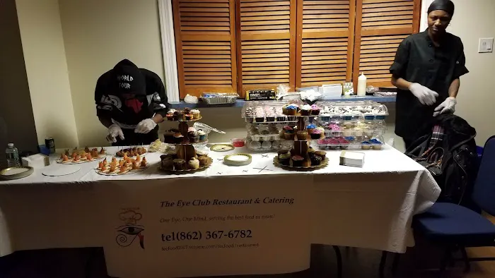 The Eye Club Restaurant & Catering Picture 3