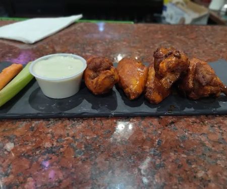 Three Levels Lounge & Sports Bar