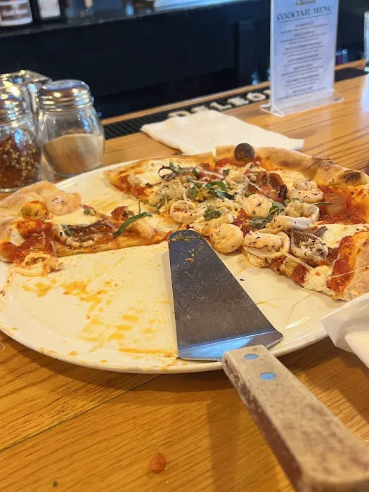 Ellie's Bistro Picture 3