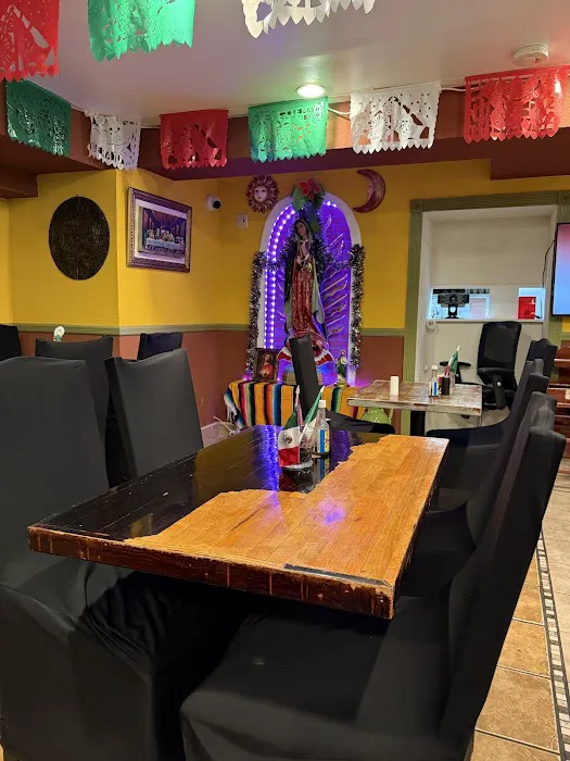 ORALE WEY MEXICAN RESTAURANT Picture 7
