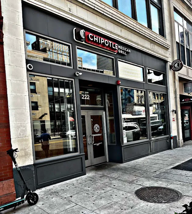 Chipotle Mexican Grill Picture 9
