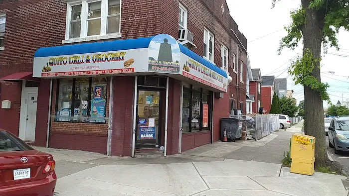 Quitó Deli & Grocery Picture 3
