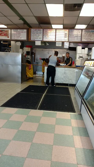 C H Crab House Picture 2