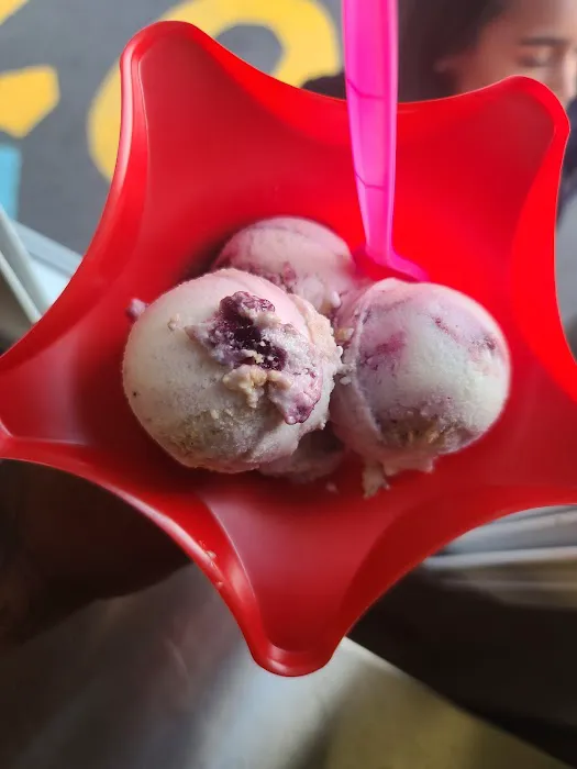 Royalty Icys N Thangz Picture 6