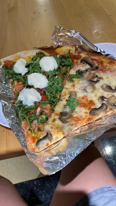 Forte Pizzeria Picture 2