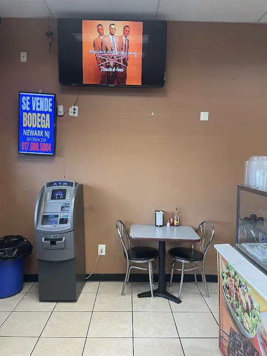 Plaza restaurant Picture 8