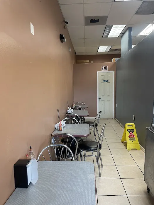 Plaza restaurant Picture 2