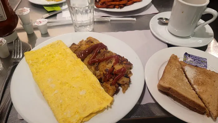 Windsor Cafe Picture 8