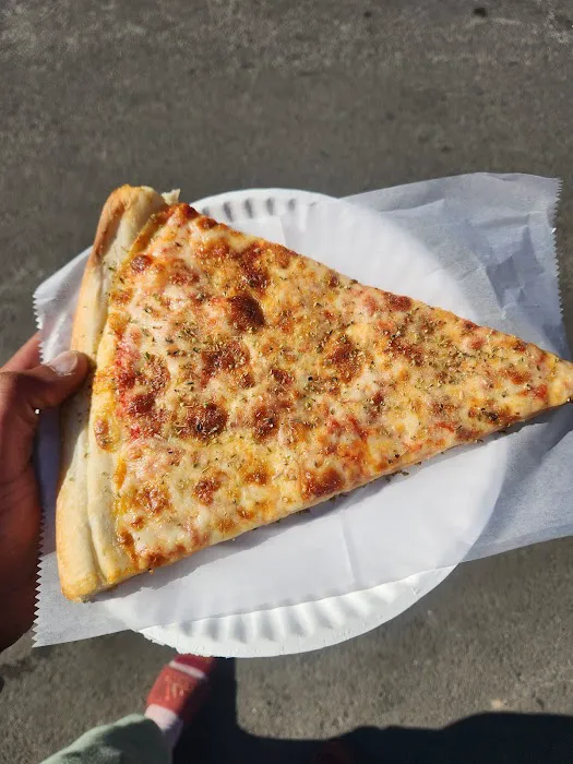 US Fried Chicken & Pizza Picture 3