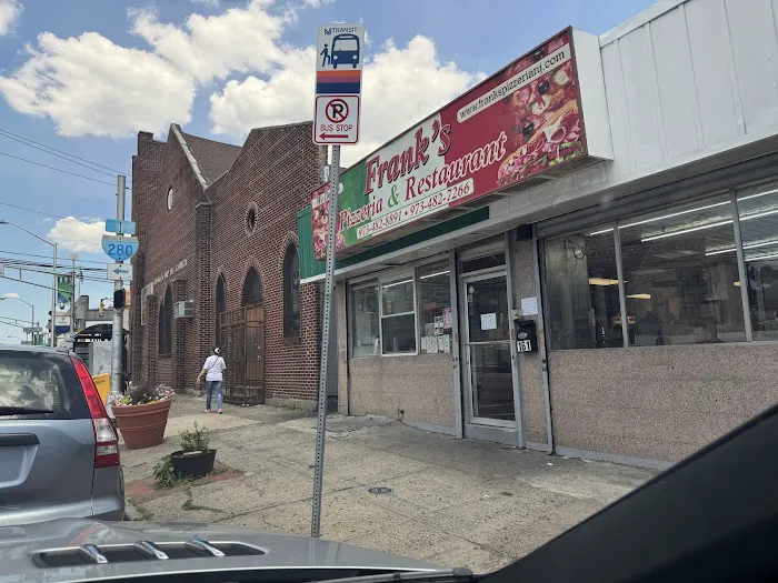 Frank’s Pizzeria & Restaurant Picture 5