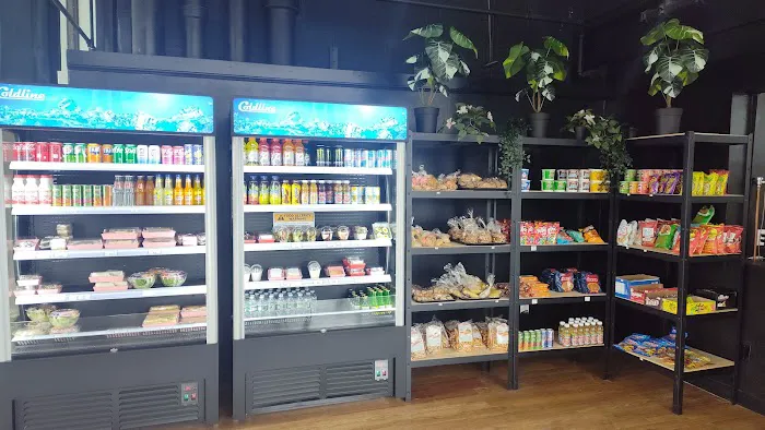 Roast and Tune Coffee House Picture 6