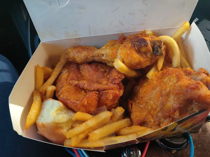 Supreme Pizza & Fried Chicken Picture 8