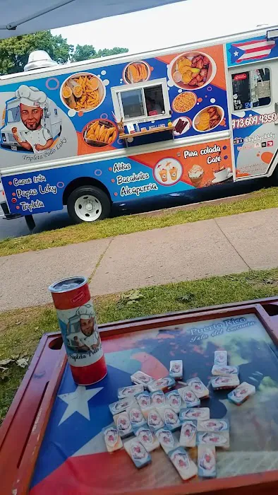 Tripleta Pollo Loky (Food Truck) Picture 5