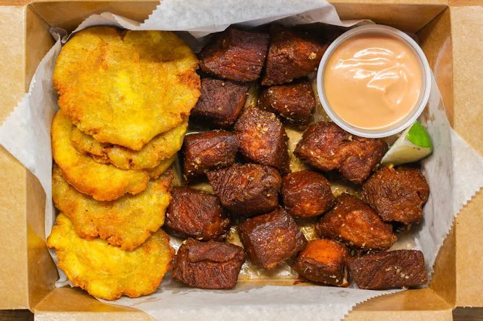 Tripleta Pollo Loky (Food Truck) Picture 3