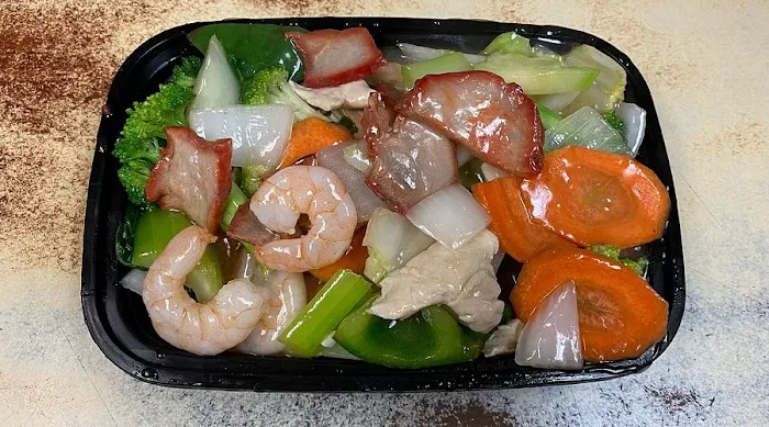 Happy Good Friends Chinese Restaurant Picture 1