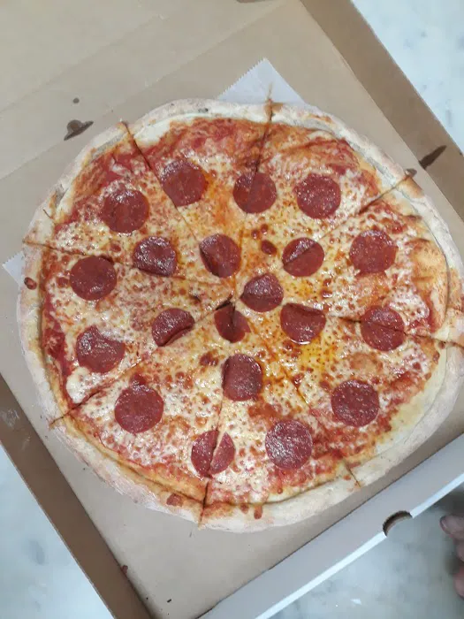 Nicko's Pizza Picture 2