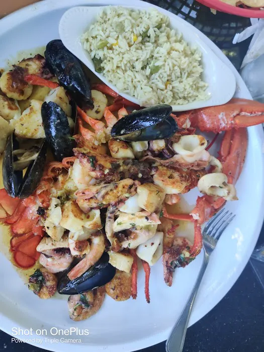 EL Salvador Deli & Grill Inc. Picture 2