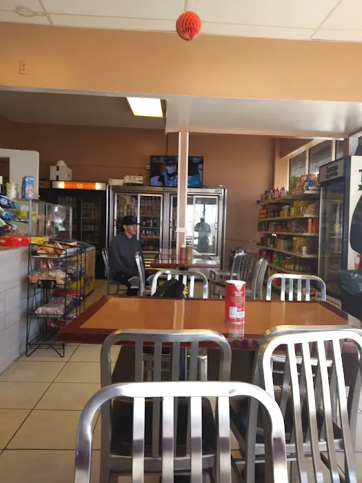 Yobany Deli & Pizza Picture 2