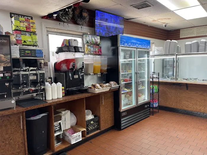 Union Deli Picture 7