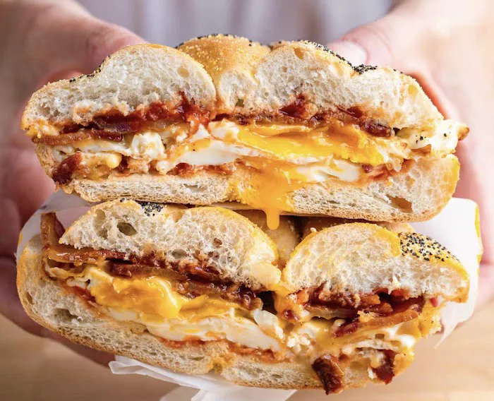 antojitos salvadoreños deli Picture 3