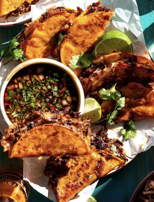 antojitos salvadoreños deli Picture 6